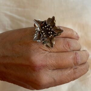 Intricate Silver Poinsettia Flower Ring